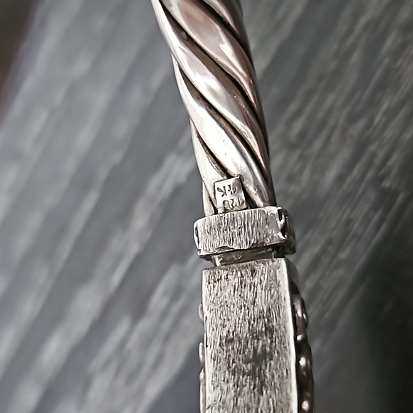 Sterling and 14k hinged bangle bracelet - Picture 4 of 4